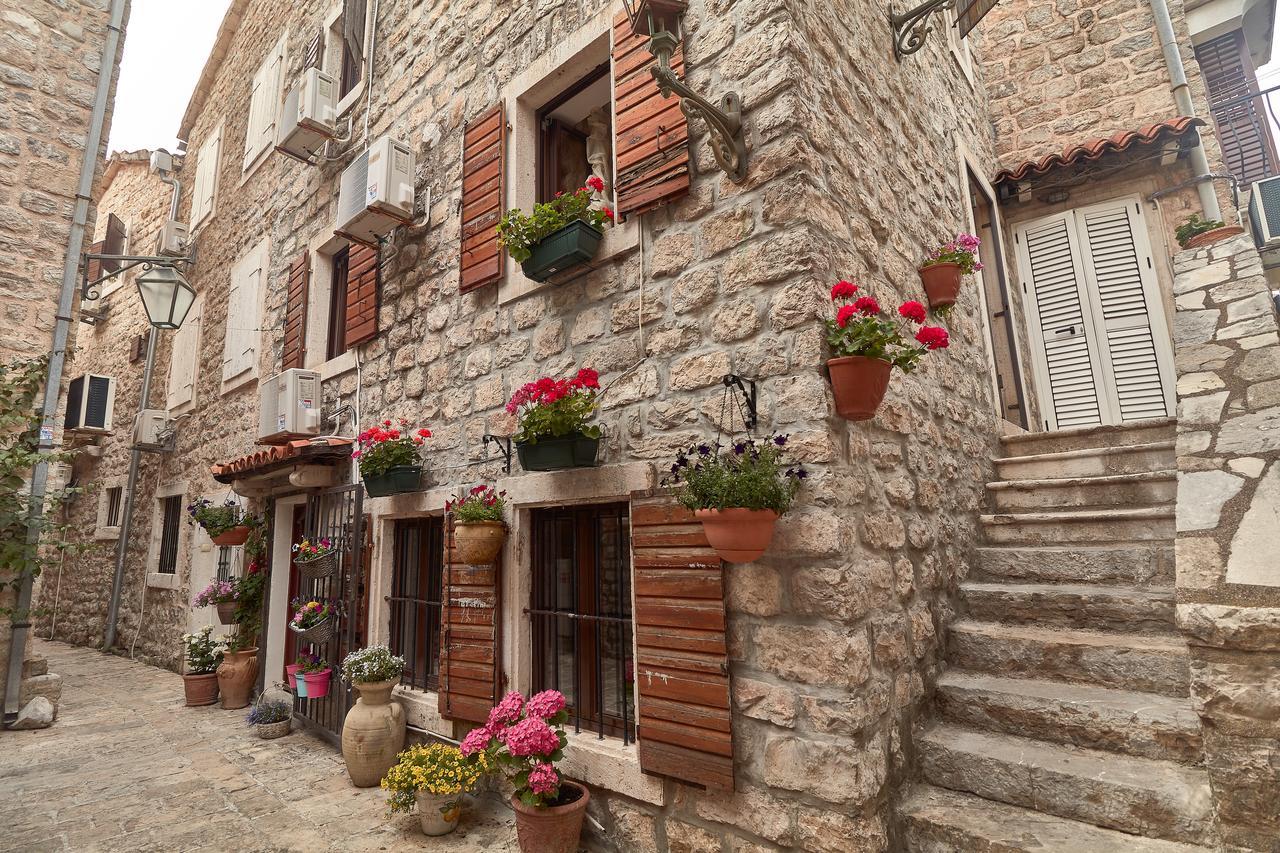 Apartments Renaissance Old Town Budva Exterior photo